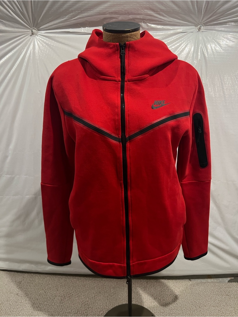 Nike Men Sportswear Tech Fleece Full Zip Hooded Red Size Medium CU4489-657 $199,